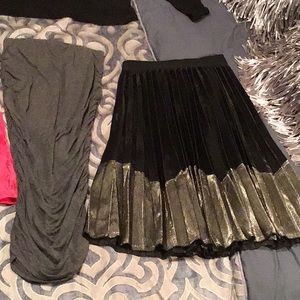 2 dresses 2 Skirts